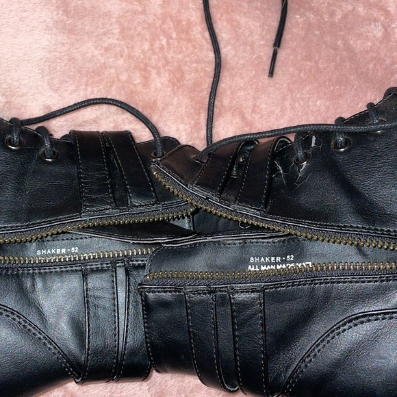 Black Demonia Shaker-52 - Picture 13 of 13